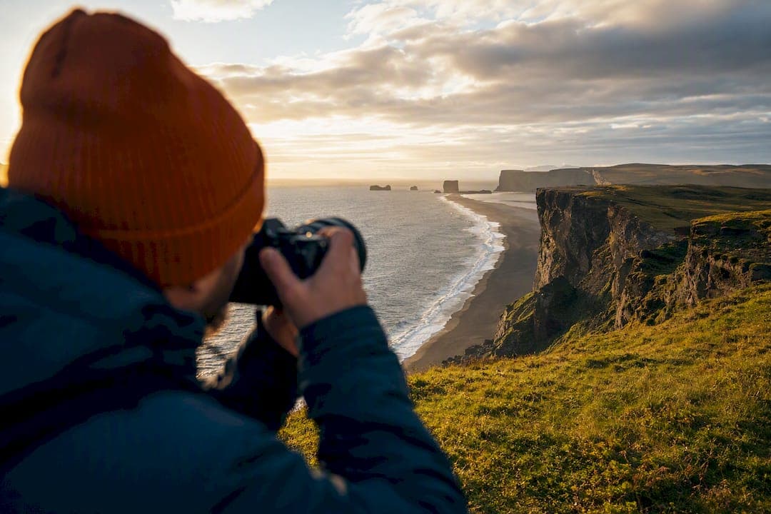 Best Time to Visit Vík for Photographers, Families, and Aurora Chasers