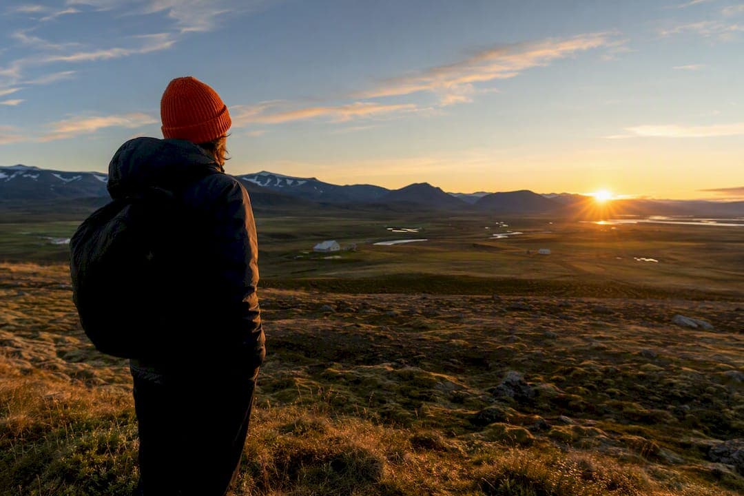 Plan One Midnight Sun Evening in Iceland: Exact Dates and a Night Plan