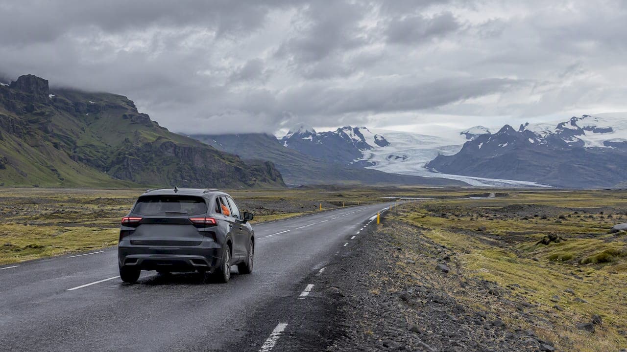Vík to Jökulsárlón: Safety First Day Trip in 8–9 Hours