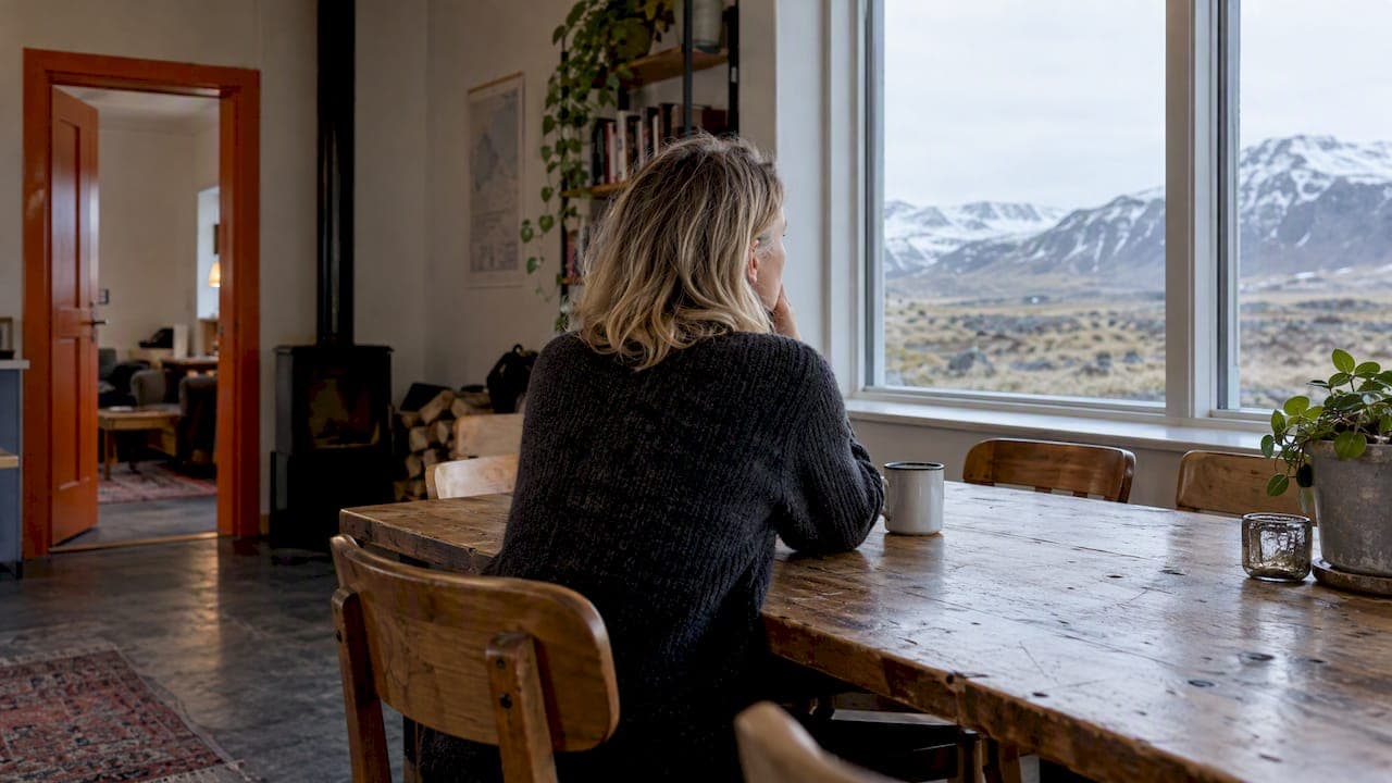 Feeling Lonely While Traveling Solo: What Actually Helps